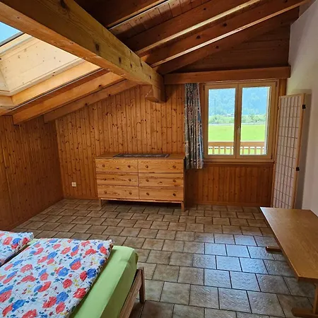 In * ブリエンツ